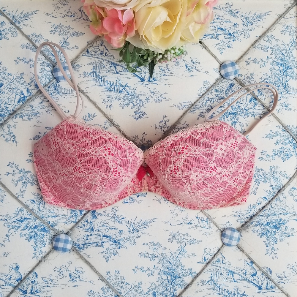 VS Push-Up Bra (Dual-Tone Pink in 34D)